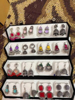 INDO-WESTERN 16 PCS JEWELLERY + BLACK BOX - Image 2