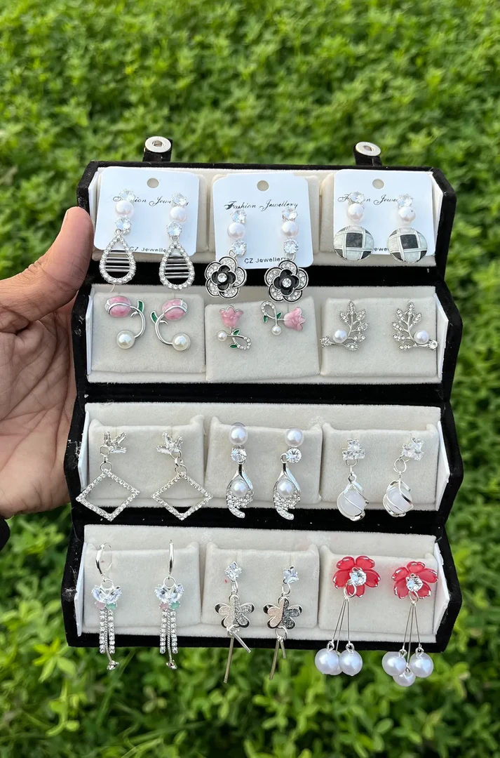 ybxt1R07eSEY8Oy._SL1920_QL80_FMwebp The Regal Sparkle Collection 💫” - Image 1